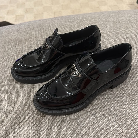 Prada Black Patent Leather Loafers, new 37.5 - Picture 2 of 6